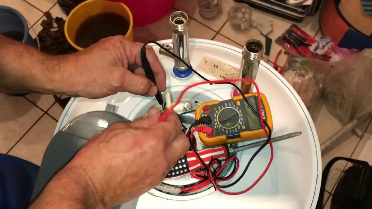 Ремонт водонагревателей Electrolux в Ярцеве — выгодная цена от 2340 руб., Мастер24