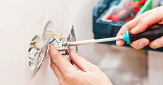Электромонтажные работы в Ярцеве от Мастер24 — электромонтаж под ключ, цены от 1628 руб., заказать услуги